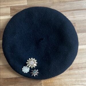 Black Wool Beret with Decorative Brooch Accents
